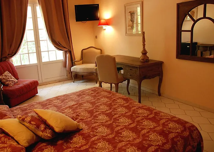Hotel Les Mazets Des Roches