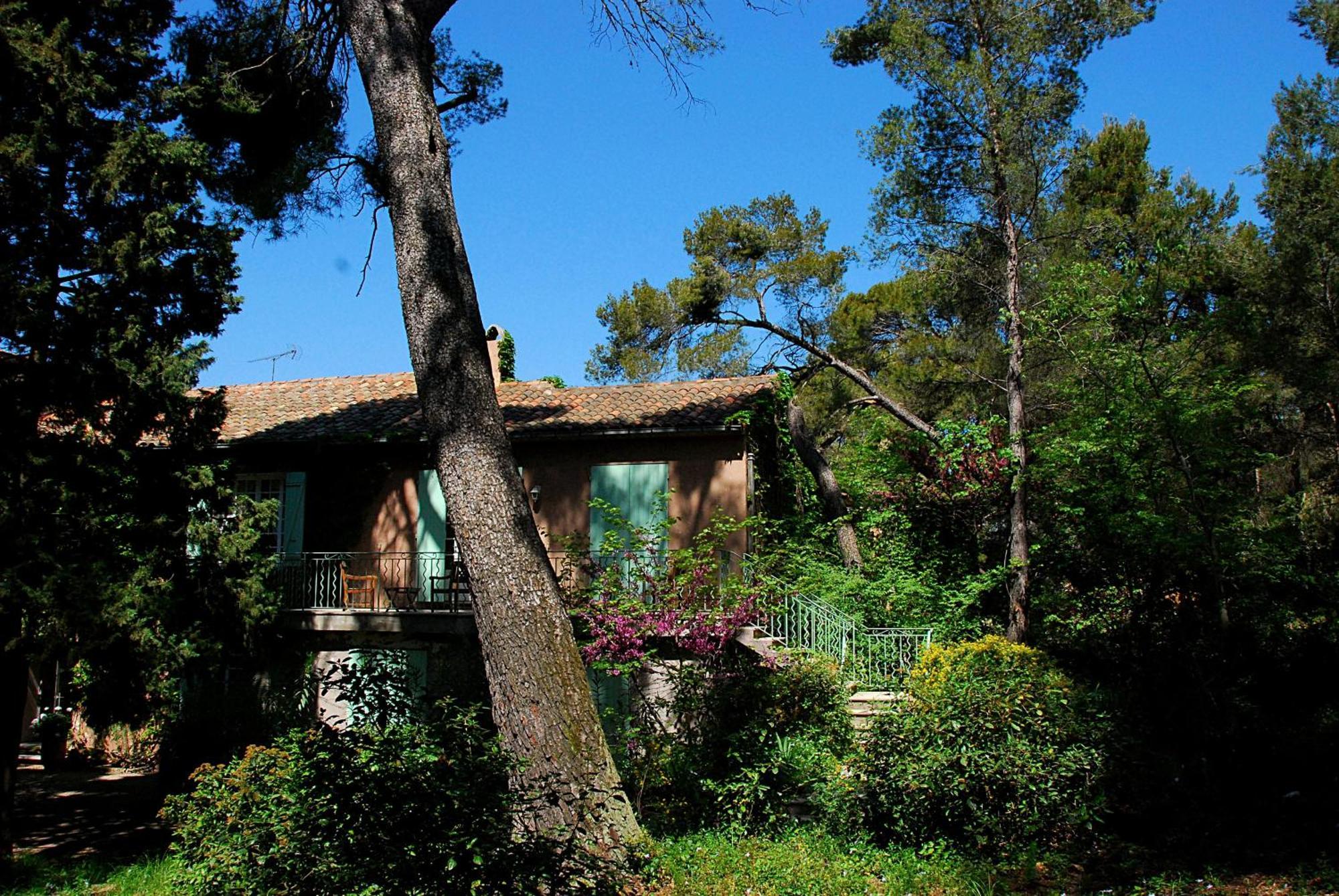 Les Mazets Des Roches Hotel 3*