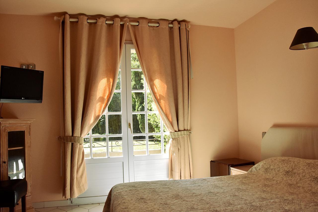 Hotel Les Mazets Des Roches 3*