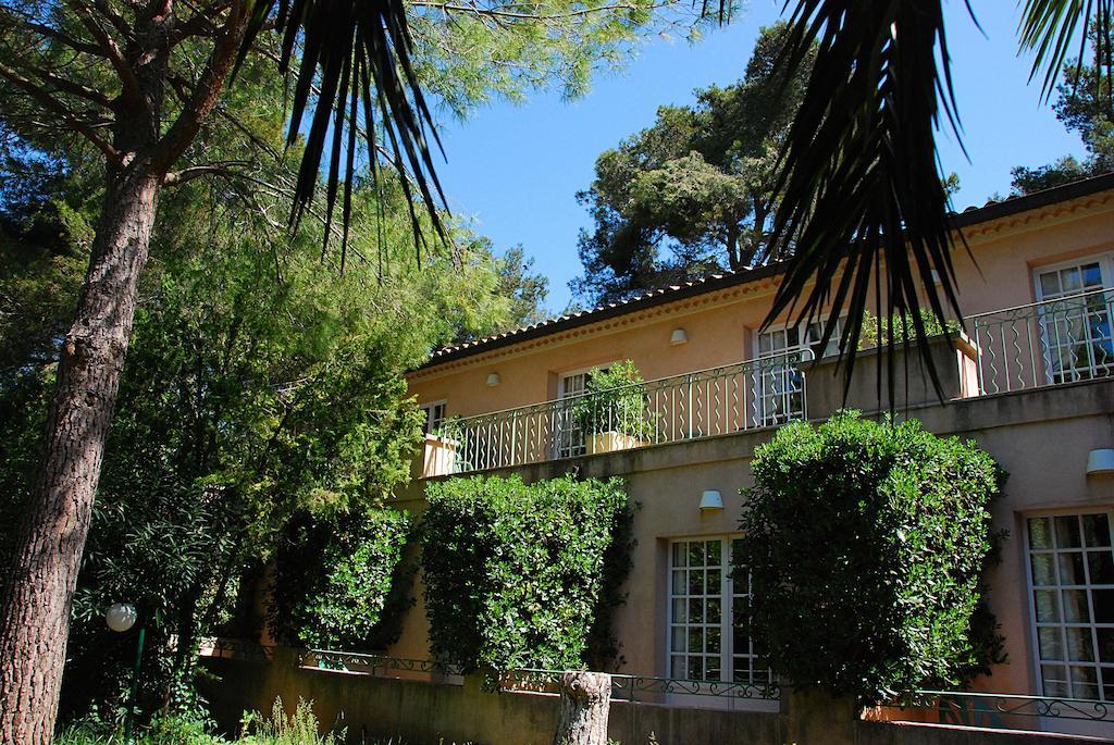 Hotel Les Mazets Des Roches Tarascón