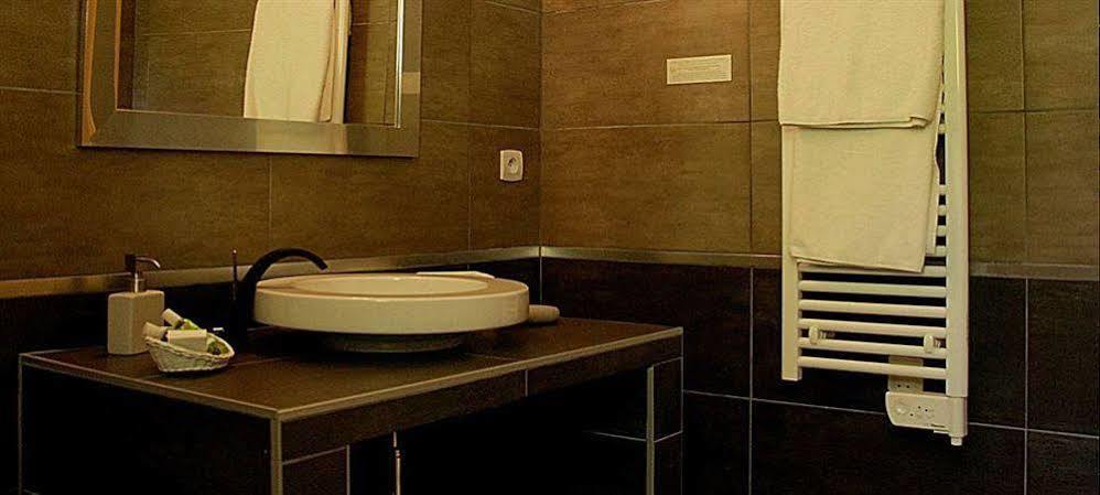 Les Mazets Des Roches Hotel 3*